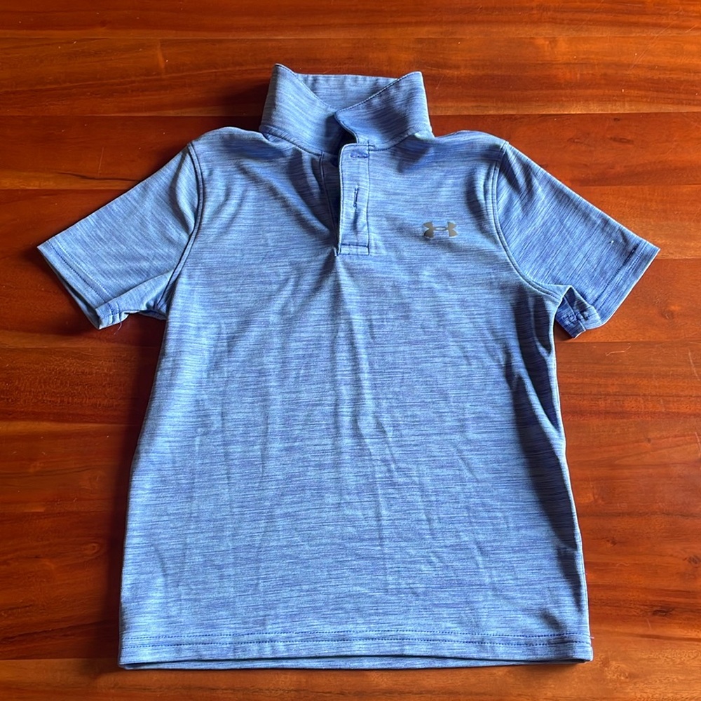 Under Armour boys shirt sleeve golf shirt